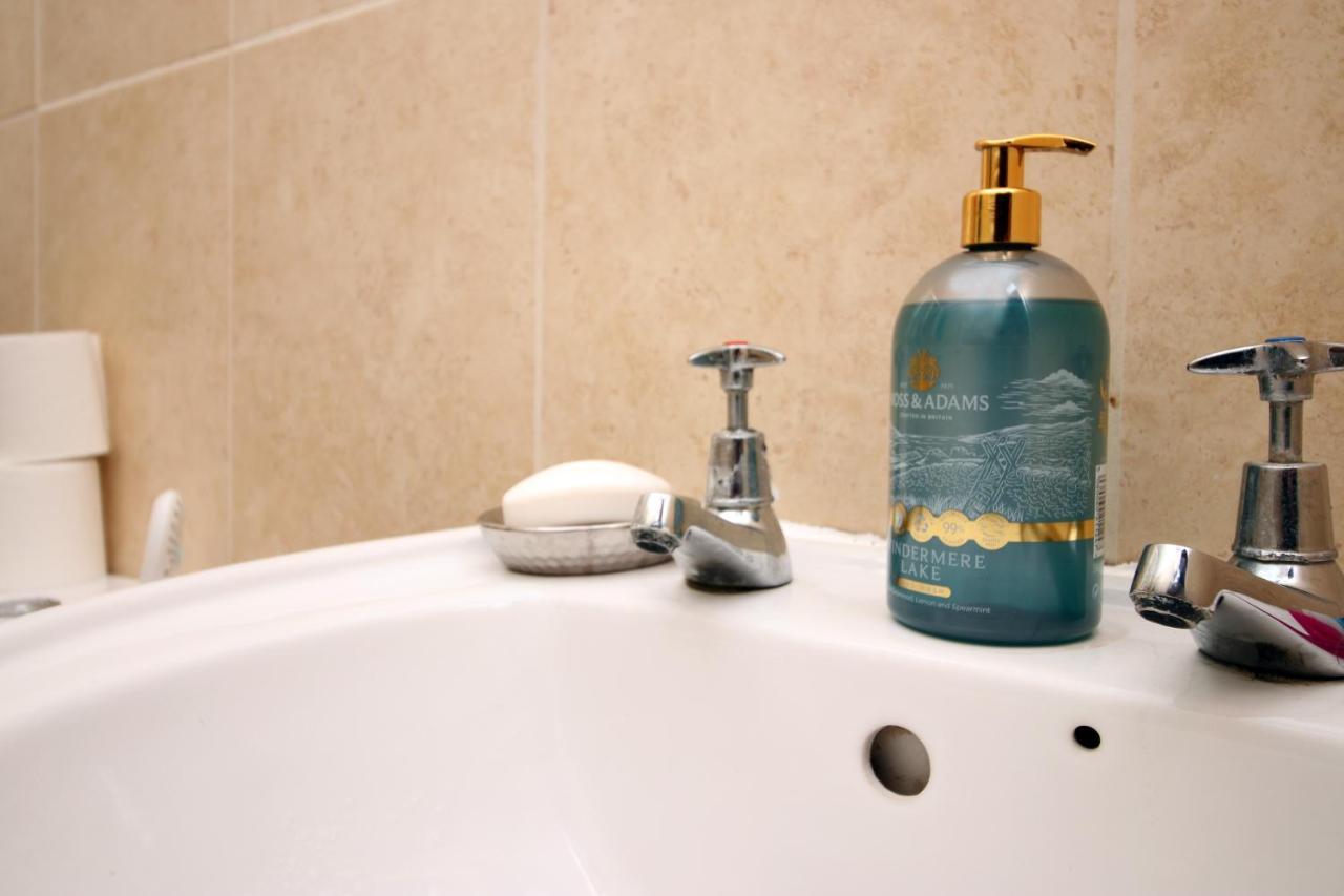 Sleek And Stylish 2 Bed In Clifton - Garden Apartment Bristol Luaran gambar