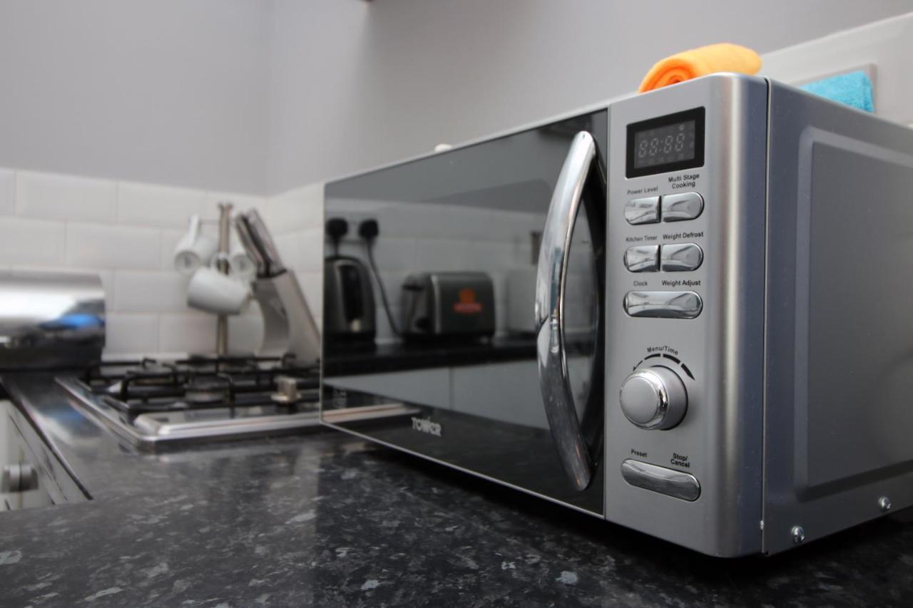 Sleek And Stylish 2 Bed In Clifton - Garden Apartment Bristol Luaran gambar